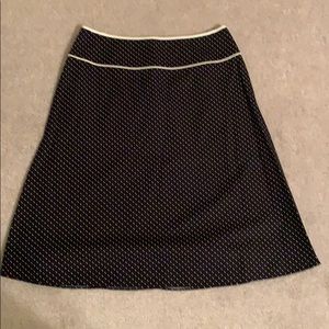 New York & Company Classic Skirt